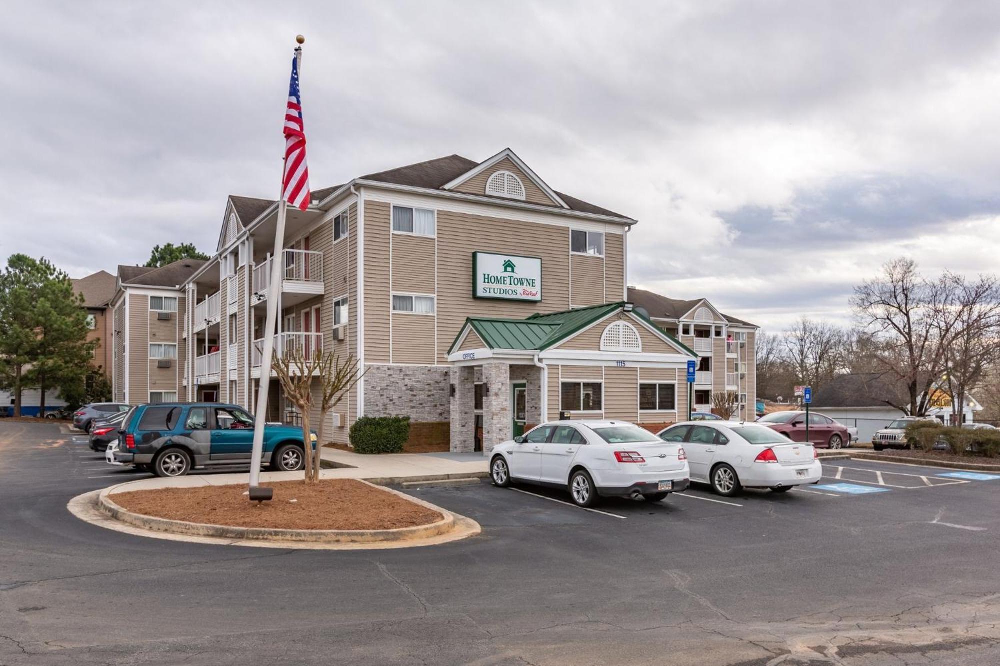 Hometowne Studios By Red Roof Gainesville, Ga Экстерьер фото
